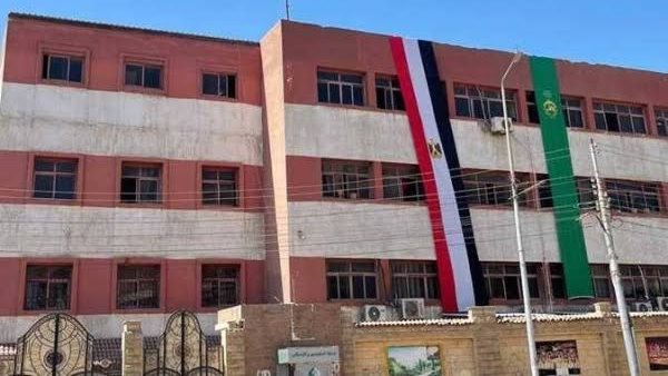 استبعاد مسؤول بالتعليم الإعدادي بالقليوبية وإحالته للتحقيق بسبب فيديو متداول