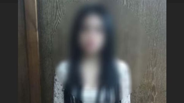 ضبط صانعة محتوى بالإسكندرية لقيامها بالرقص بملابس خادشة للحياء والتلفظ بألفاظ خارجة