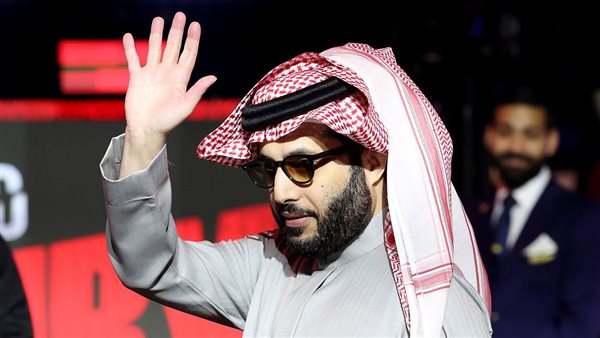 تركي آل الشيخ ينفي وجود مفاوضات مع الأهلي للمشاركة في بطولة ضمن موسم الرياض