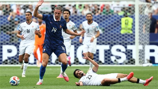 مبابي يقود فرنسا للتقدم على العراق في الشوط الأول