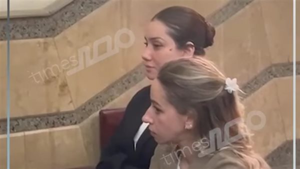 أول ظهور لجيهان الشماشرجي خلال جلسة محاكمتها بتهمة السرقة بالإكراه|صور