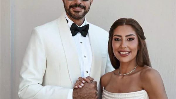 أحمد السعدنى يعلن زواجه من ميرنا الهلباوى