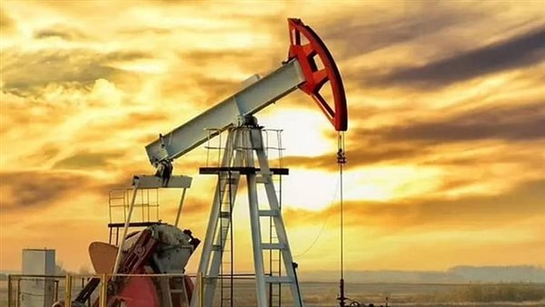 عاجل.. سعر النفط خام برنت بعد الغارات الأمريكية على إيران