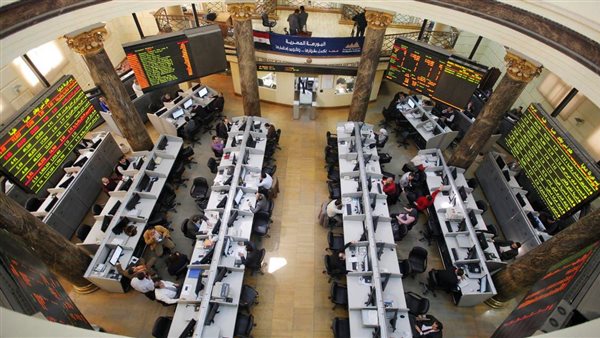 المصريون يسيطرون على 88.9% من تداولات البورصة.. والأجانب يشترون بـ464 مليون جنيه أسبوعيا