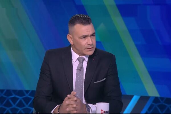 الحضري: تواصلت مع ياسين بونو.. ويقوم بأشياء لا يفعلها حراس كثيرون في كأس العالم