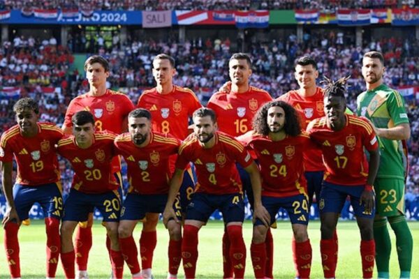 موعد مباراة إسبانيا في الدور الـ16 من كأس العالم بعد الفوز على النمسا