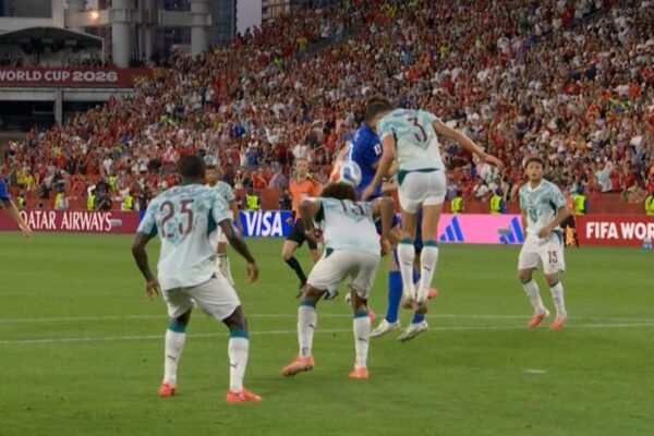 هدف كرواتيا الملغي المثير للجدل امام البرتغال في الثواني الاخيرة بكأس العالم