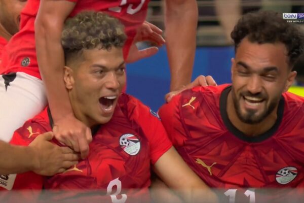 هدف مصر الاول في مرمي استراليا بكأس العالم .. امام عاشور