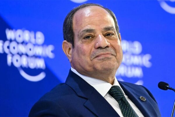 “أثبتم 3 أشياء”.. السيسي يُهنئ منتخب مصر بعد التأهل إلى دور الـ16 من كأس العالم
