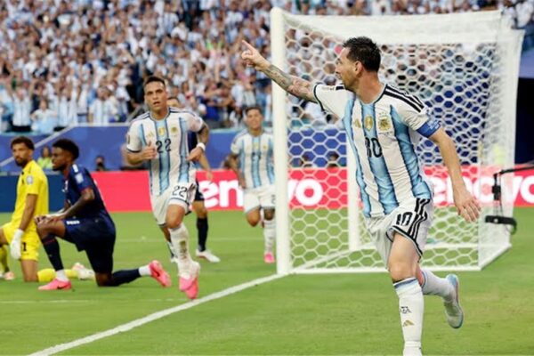نجم الأرجنتين: ابنتي غيرت مصيري .. وميسي أفضل رياضي في التاريخ