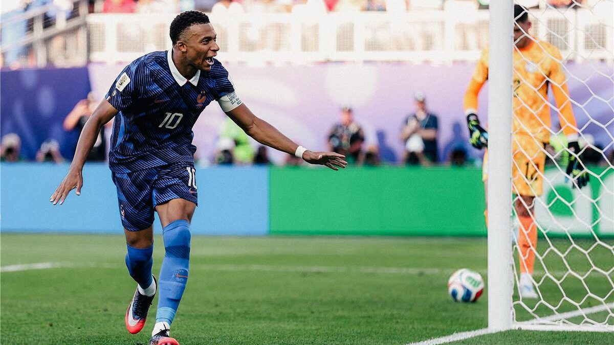 ترتيب هدافي كأس العالم عبر التاريخ بعد هدف مبابي أمام باراجواي