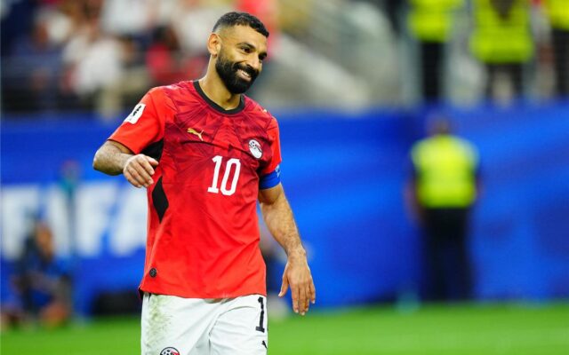 من أجل ضمه.. نادِ أوروبي ينتظر تراجع محمد صلاح عن مطالبه المالية