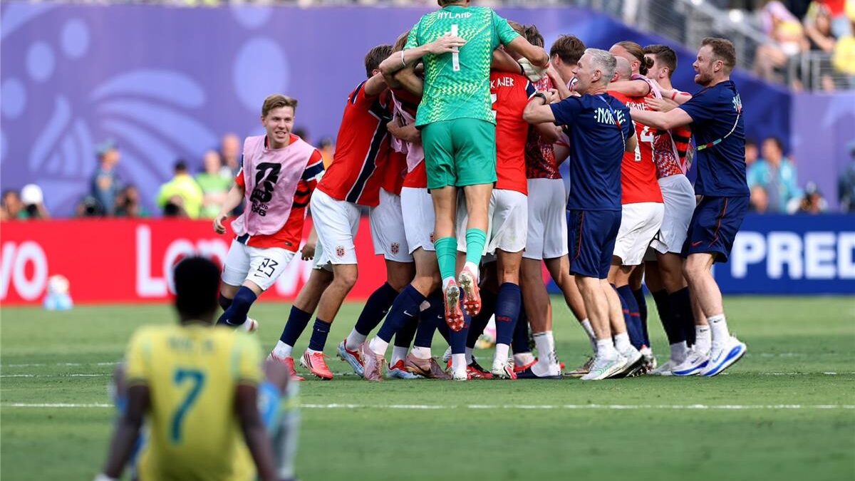 رجل مباراة البرازيل والنرويج في كأس العالم