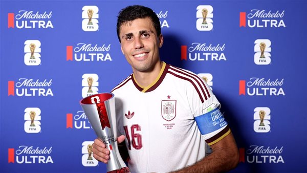 رودري رجل مباراة إسبانيا والبرتغال.. الماتادور يواصلون القمة.. ورونالدو يودع المونديال