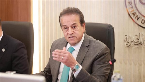 بحضور 3 وزراء.. «هيئة الدواء» تناقش توطين صناعة المستحضرات الحيوية وتعزيز الإنتاج المحلي