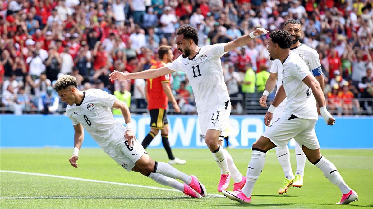 شوبير يكشف تشكيل منتخب مصر المتوقع أمام الأرجنتين.. موقف هيثم حسن ومرموش