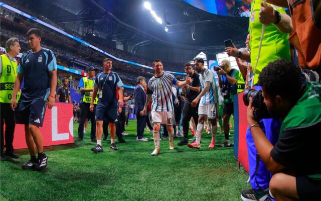 أول تعليق من ميسي بعد فوز الأرجنتين المثير على مصر في كأس العالم