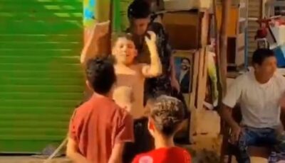 النيابة تحقق في واقعة «دش استحمام» على عمود إنارة بأحد شوارع المحلة