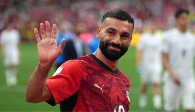 كواليس حديث محمد صلاح مع مدرب بشكتاش قبل الإعلان الرسمي