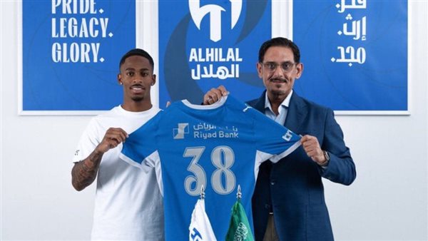 رسميًا.. الهلال السعودي يعلن التعاقد مع الهولندي كريسينسيو سامرفيل