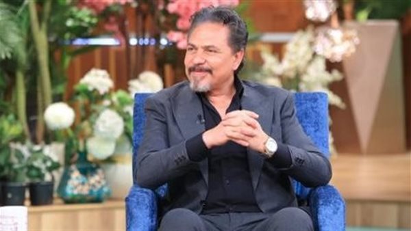 “لن أعيش في جلباب أبي” كان يصلح ليكون مسرحية