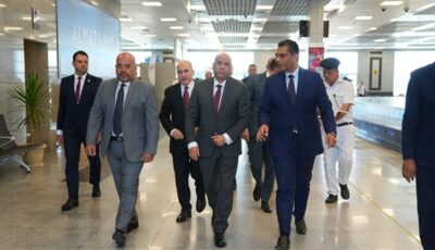 وزير العمل يبدأ جولة ميدانية بالبحر الأحمر لدعم الاستثمار وسوق العمل