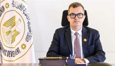بعد تسوية مديونيات بـ196 مليار جنيه.. وزير التخطيط يتابع هيكلة «الاستثمار القومي» والربط الإلكتروني