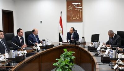 عاجل| رئيس الوزراء يستعرض الرؤية المقترحة لتطوير زراعة وصناعة الكتان