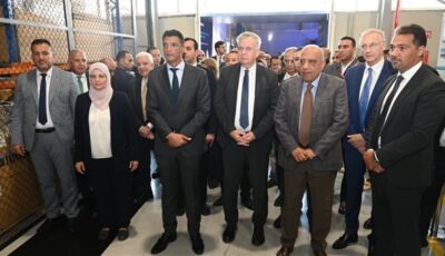 وزير الصناعة يشارك بفعاليات افتتاح أول مصنع متكامل لشركة سيمنس في مصر