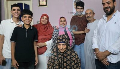 والدتي اختارت مدرسة المتفوقين.. وشقيقي كتب حلمي على الحائط