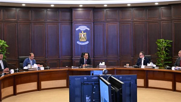 مستمرون في توفير الأراضي المرفقة لدعم المستثمرين الصناعيين الجادين