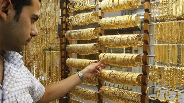 عاجل.. الذهب العالمي يتكبد خسائر تتجاوز 10.50% خلال 3 أشهر