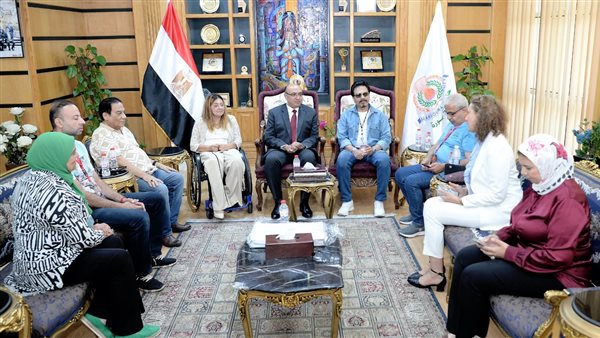 «القومي لذوي الإعاقة» يدعمون دمج ذوي الإعاقة في الفنون بجامعة المنصورة