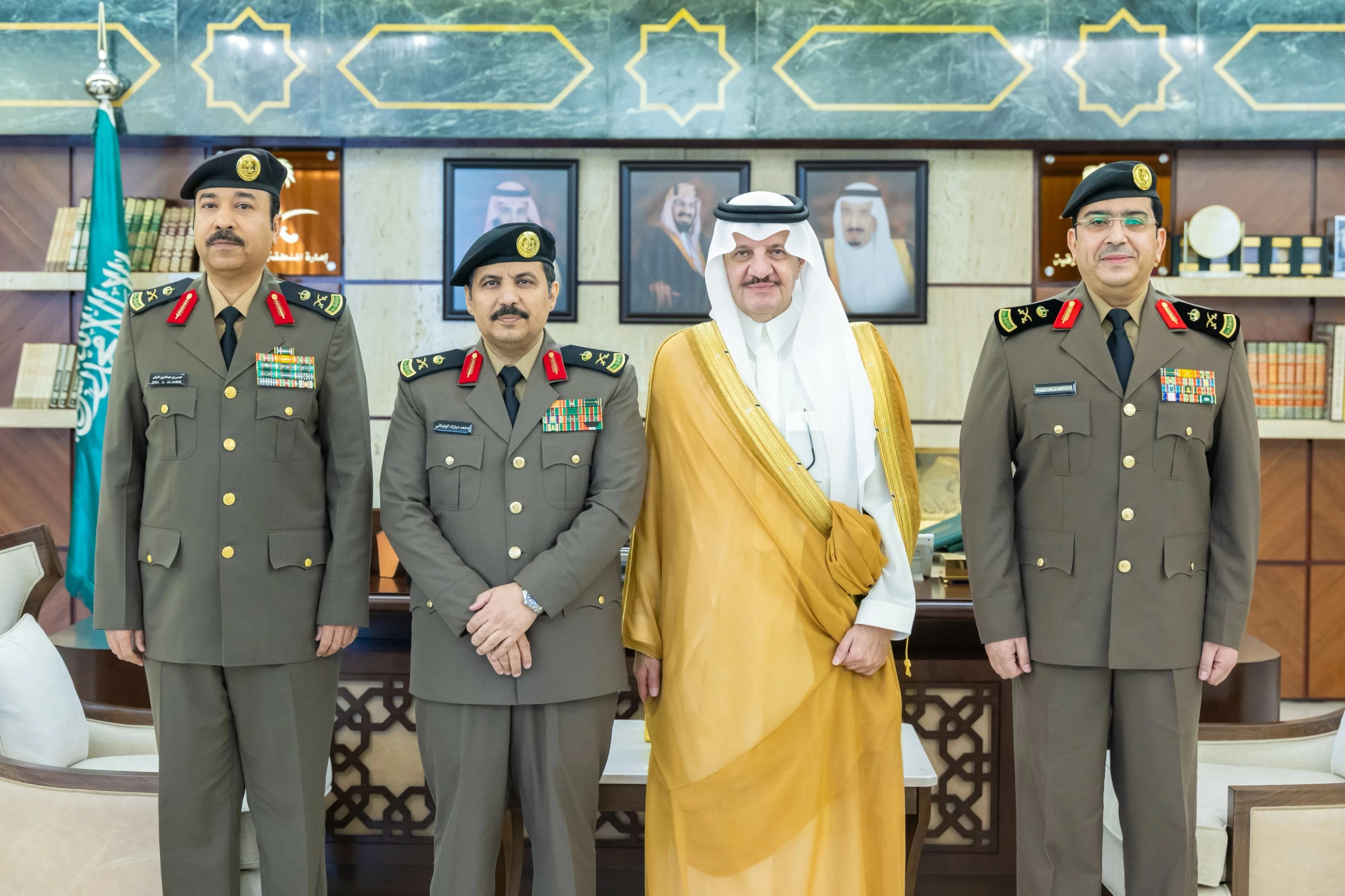 أمير الشرقية يقلّد العبيد الله والجابر رتبتيهما الجديدتين – أخبار السعودية