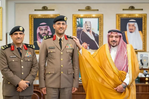 فيصل بن مشعل يقلّد مدير مرور المنطقة رتبته الجديدة – أخبار السعودية