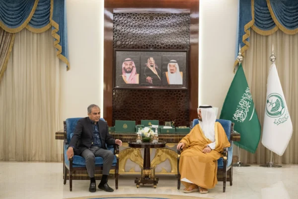 نائب أمير مكة يستقبل وزير الداخلية الباكستاني – أخبار السعودية