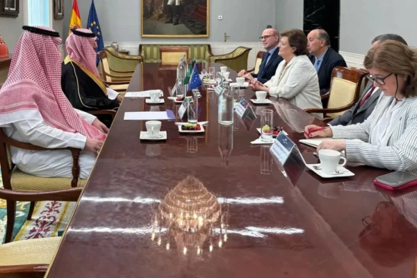 العنقري يلتقي رئيسة محكمة الحسابات في إسبانيا – أخبار السعودية