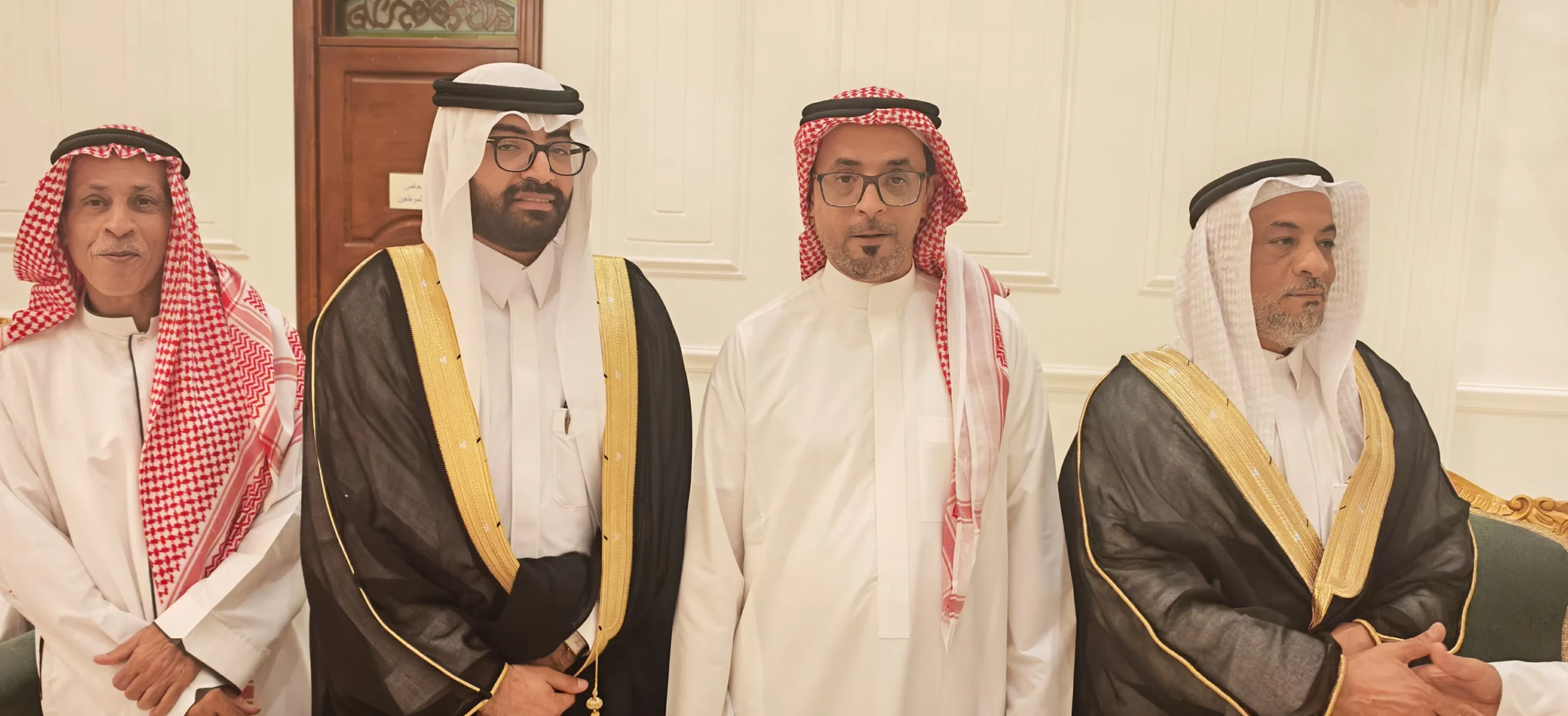 قبيع وبابقي يحتفلان بزواج أنس – أخبار السعودية