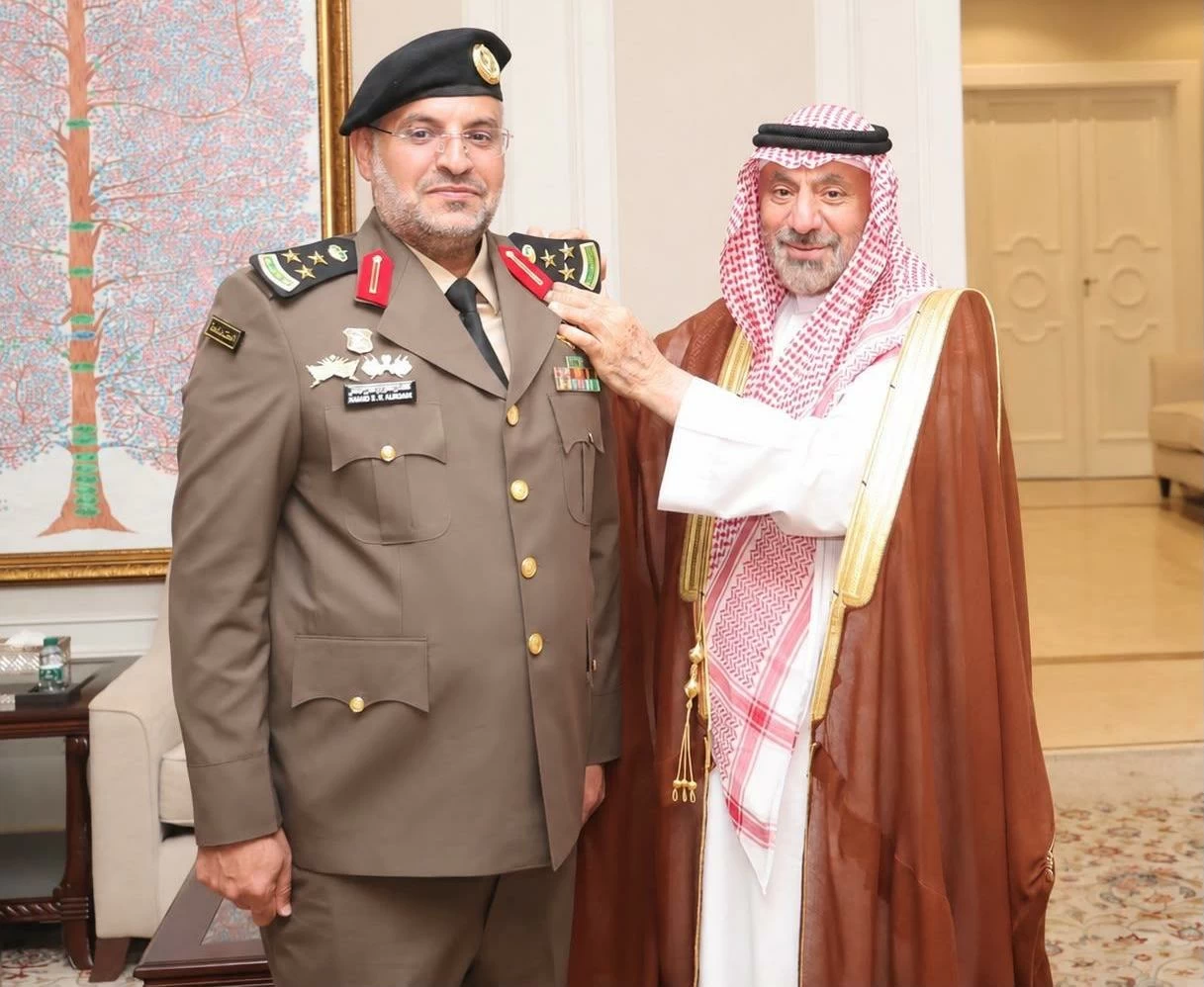 أمير نجران يقلد القرمودي رتبة عميد – أخبار السعودية