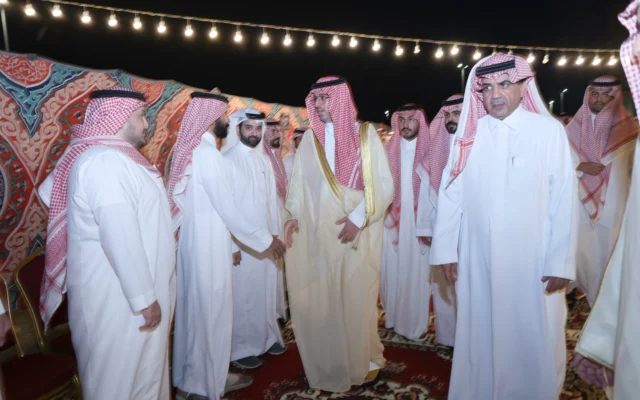 محافظ جدة وسعود بن خالد يعزيان مدير عام مؤسسة «عكاظ» في وفاة شقيقه – أخبار السعودية