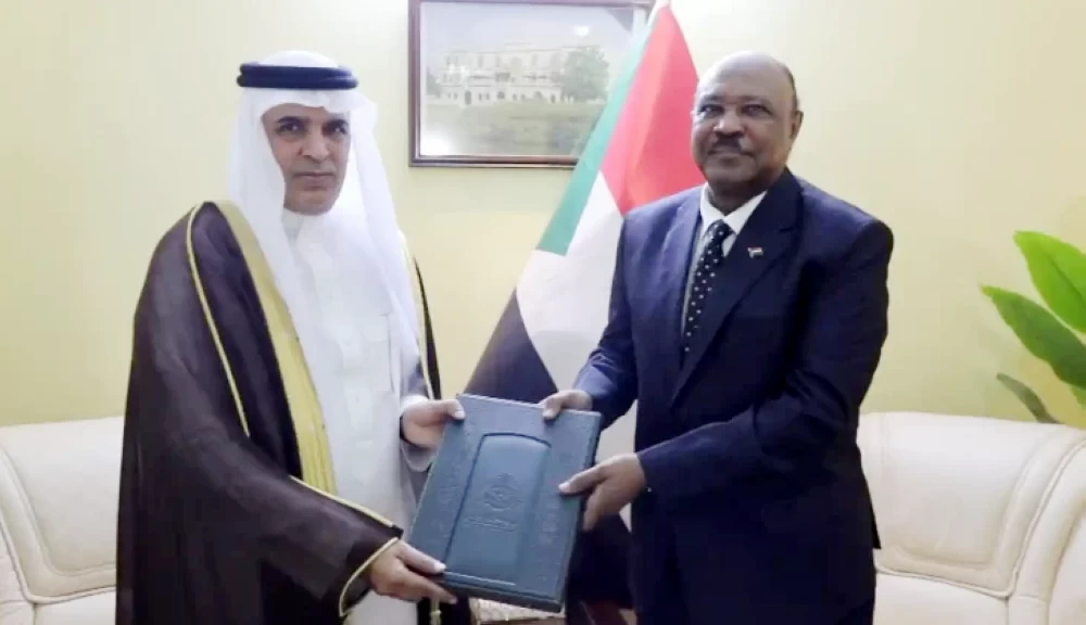 السفير السعودي يقدّم نسخة من اعتماده لوزير خارجية السودان – أخبار السعودية