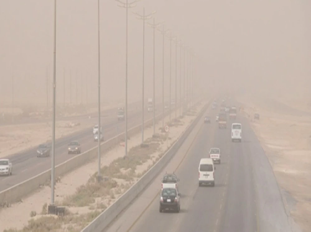 الأرصاد تنبّه: أتربة تحجب الرؤية وأمطار رعدية على 4 مناطق – أخبار السعودية