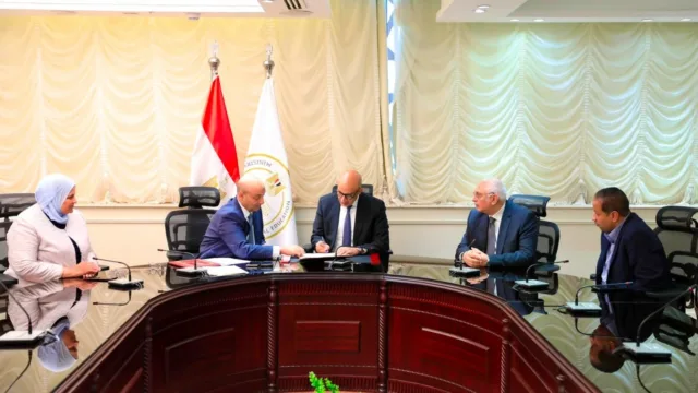 مصر: رسوب 32.220 طالباً.. و5 آلاف متغيب في «الدبلومات الفنية» – أخبار السعودية