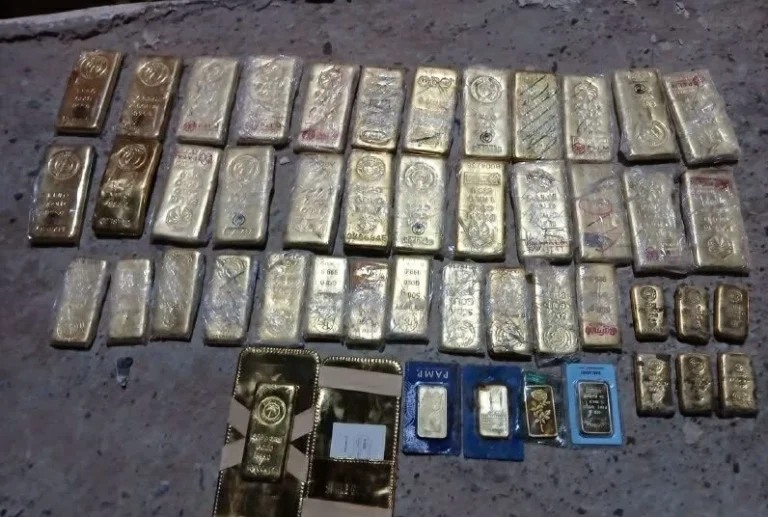 ضبط أكثر من 10 ملايين دولار و40 سبيكة ذهب.. العراق يوسع حربه على الفساد – أخبار السعودية