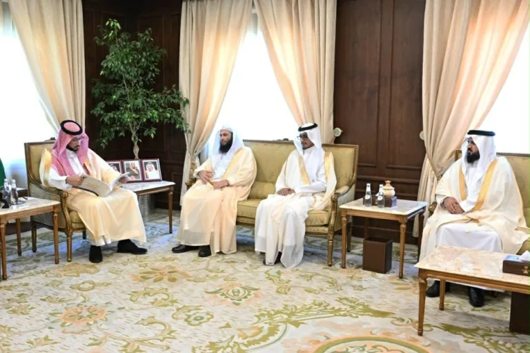 نائب أمير عسير يستقبل مدير فرع هيئة الأمر بالمعروف والنهي عن المنكر – أخبار السعودية