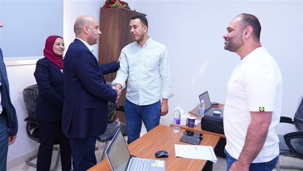 وزير العمل يتفقد اختبارات المتقدمين لفرص العمل الزراعية الموسمية بالخارج