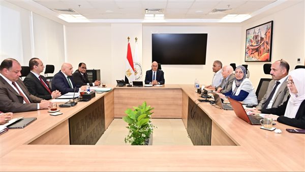 وزير الري يعتمد خارطة طريق لإنشاء إدارة مركزية جديدة للموارد المائية غير التقليدية