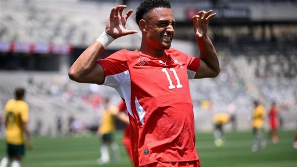 دان ندوي يحرز الهدف الثاني لمنتخب سويسرا أمام الجزائر في دور ال32 من كأس العالم 2026