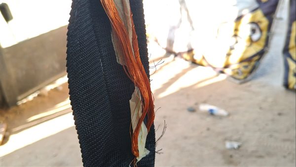 ملفوفة حول بطنه.. ضبط سماعة غش على هيئة حزام داخل لجنة ثانوية عامة بنجع حمادي