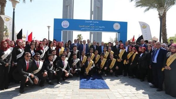 وزير التعليم العالي ورئيس جامعة العاصمة يفتتحان ويتفقدان عددًا من المشروعات التعليمية والطبية بجامعة العاصمة